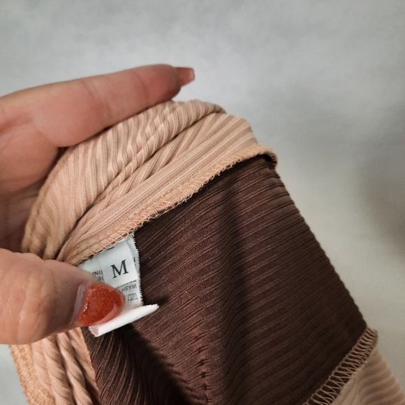 Colorblock Jumpsuit - Picture 4 of 4